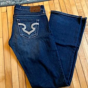 Dark wash Big Star jeans size 28L. Hardly worn